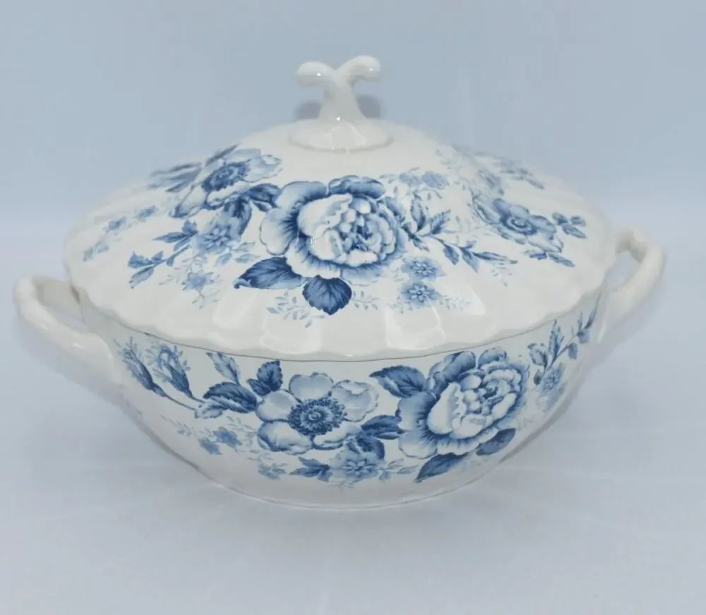 Ralph Lauren Morning Garden Covered Vegetable Dish Casserole Tureen